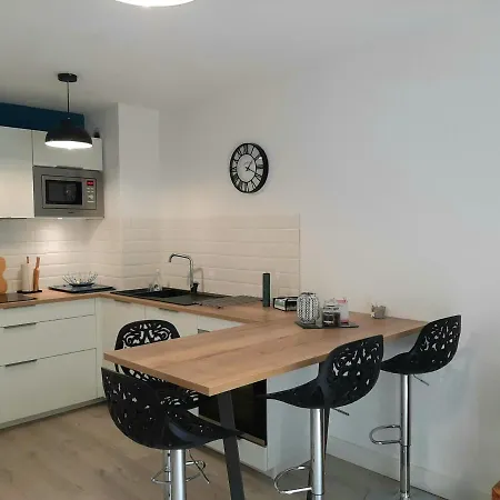 Cosy Avec Balcon, Proche Centre Et Plages, Parking Inclus - Fr-1-239-896